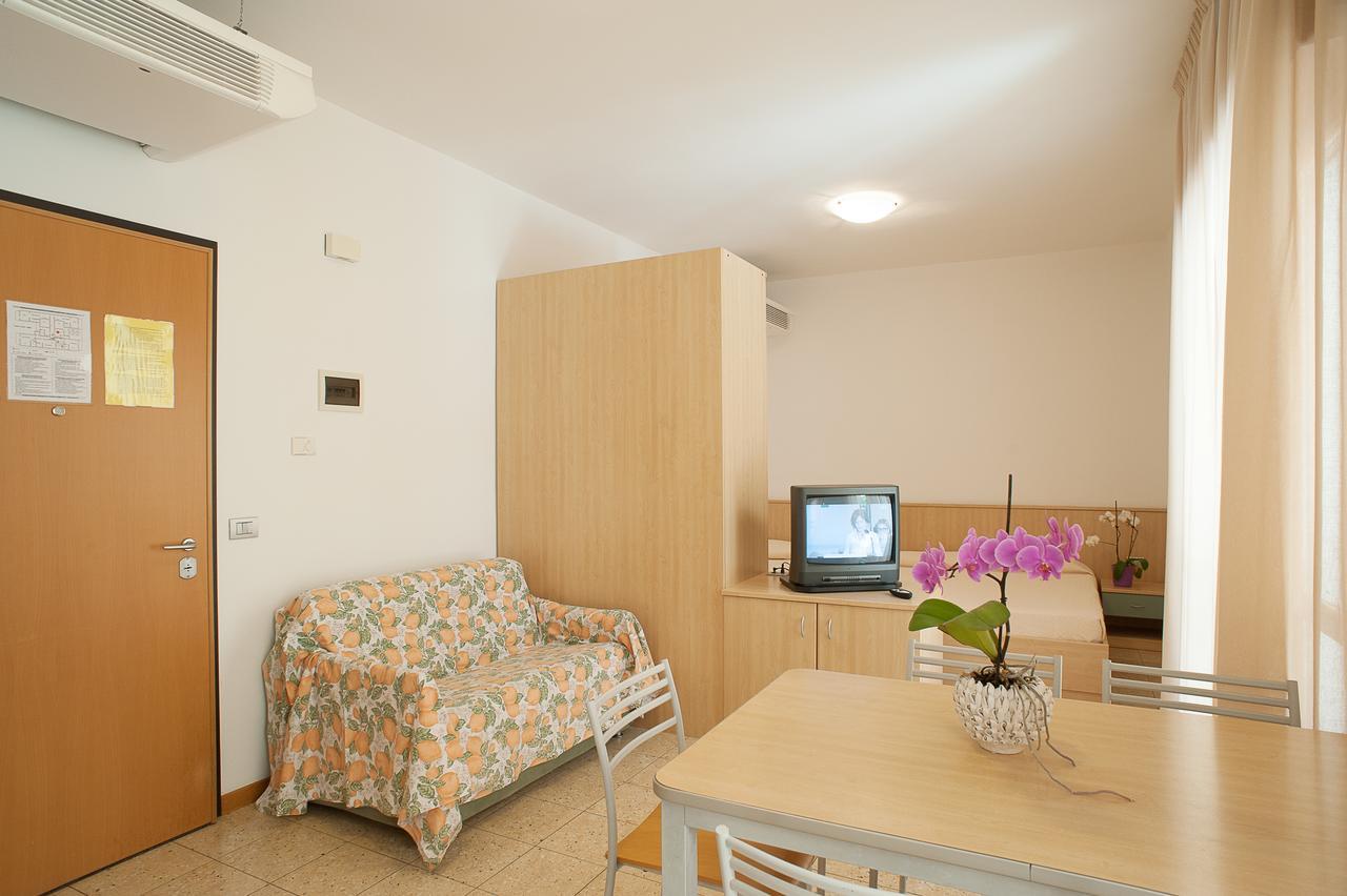 Residence Ca D'Oro 리도 디 예솔로 외부 사진